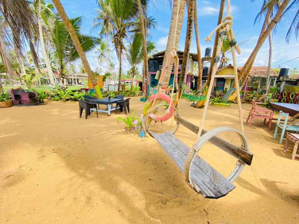 גאלה Ramya Ru Beach Home מראה חיצוני תמונה