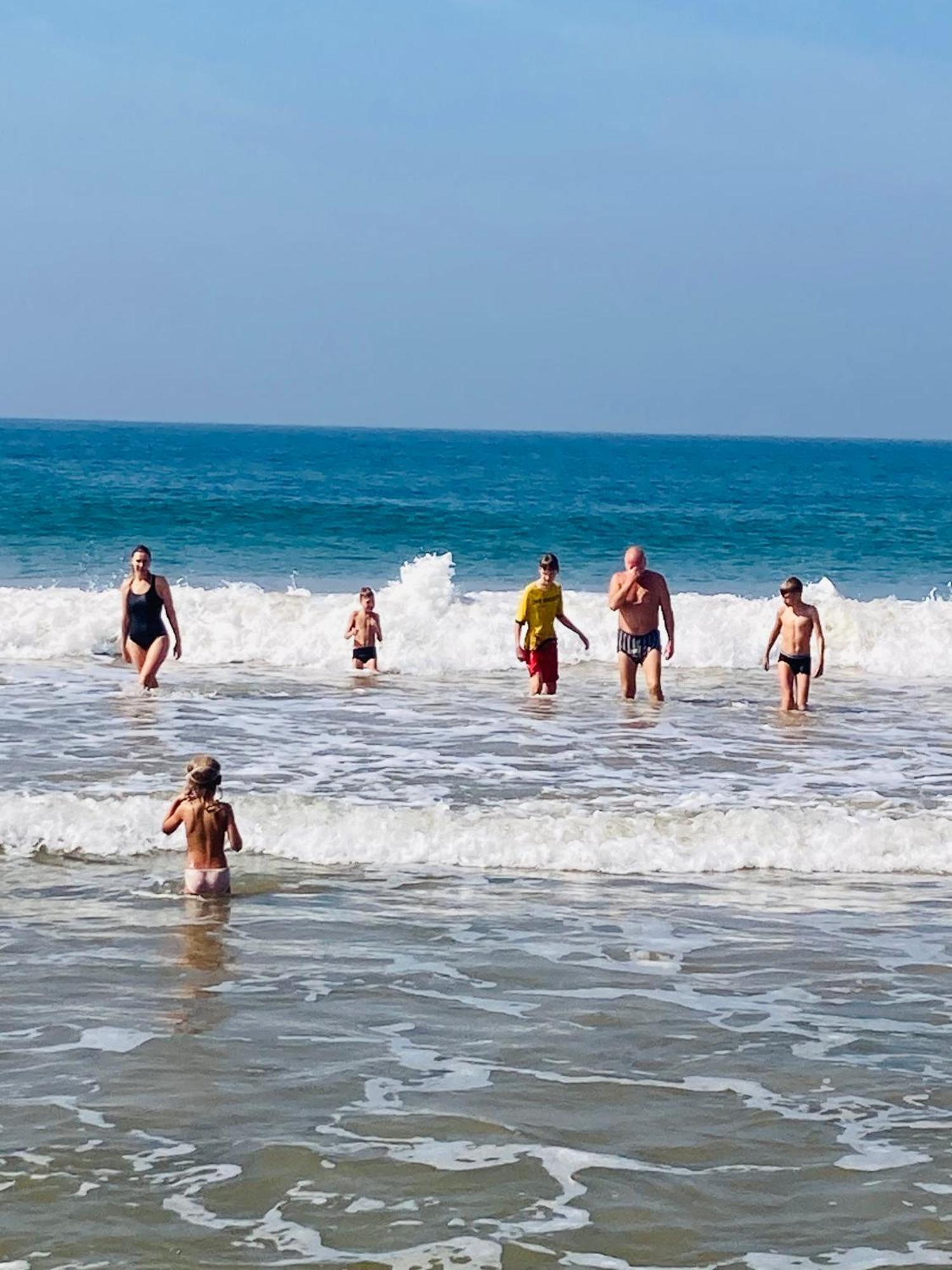 גאלה Ramya Ru Beach Home מראה חיצוני תמונה