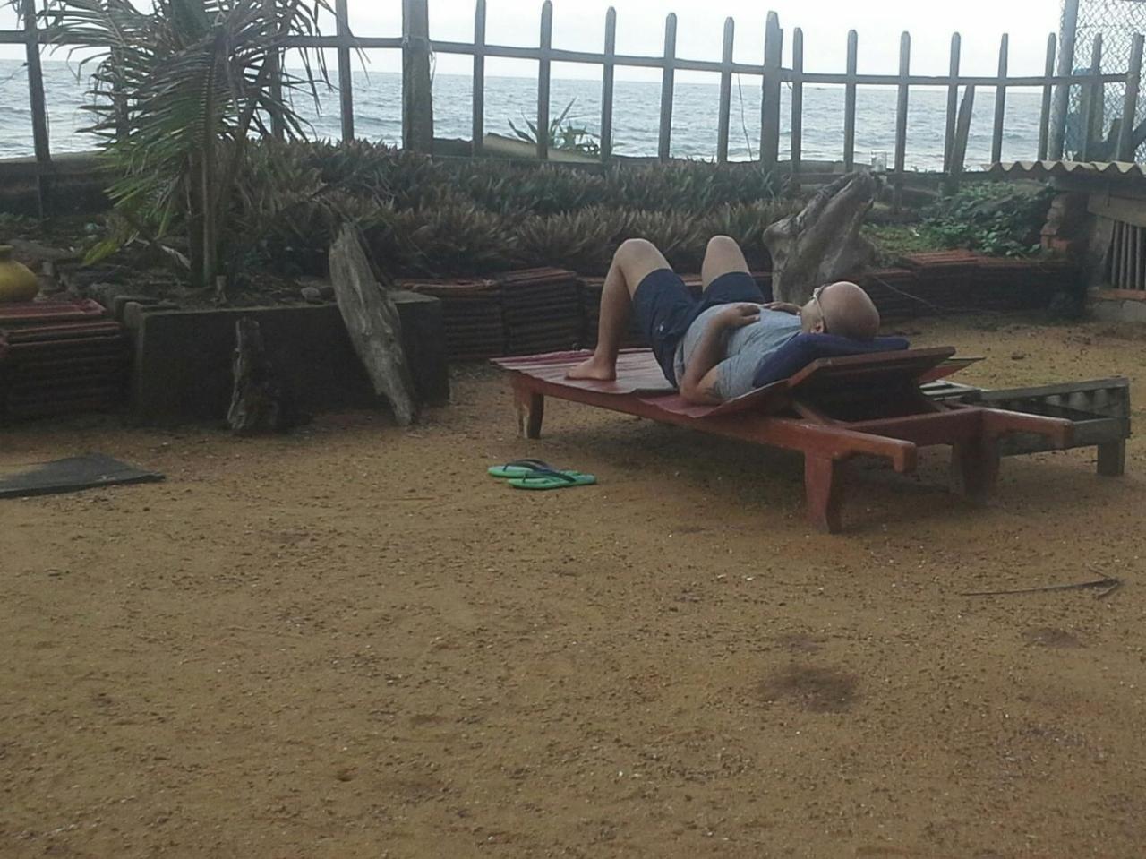 גאלה Ramya Ru Beach Home מראה חיצוני תמונה